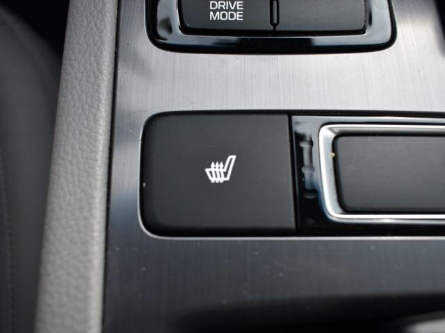 3808-hyundai-genesis-2015-b1402r65