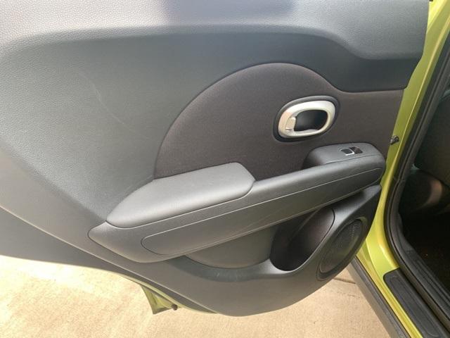 38093-kia-soul-2018-fwd