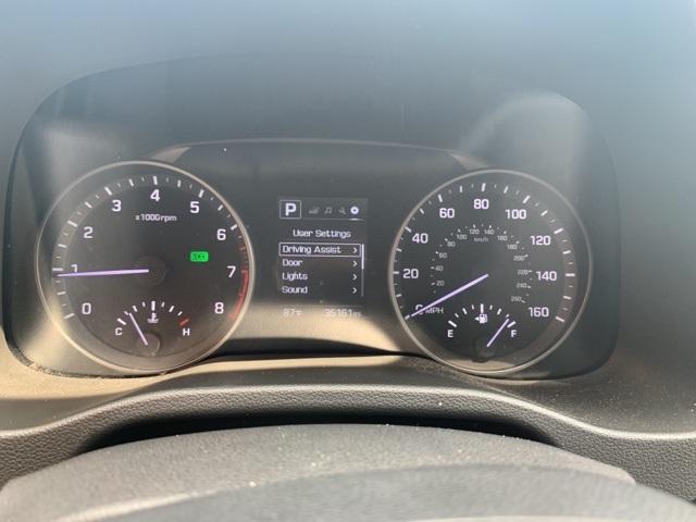 38110-hyundai-elantra-2018-fwd