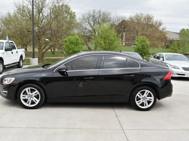 3813-volvo-s60-2015-s60t5