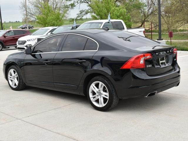 3814-volvo-s60-2015-s60t5