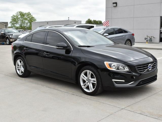 3815-volvo-s60-2015-s60t5