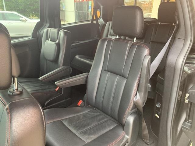 38168-dodge-grandcaravan-2019-fwd