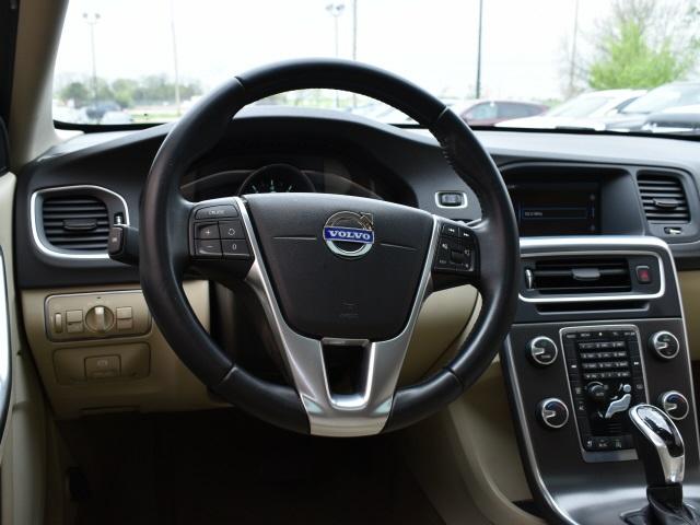 3819-volvo-s60-2015-s60t5