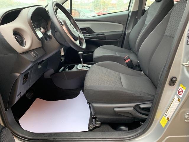 38304-toyota-yaris-2017-fwd