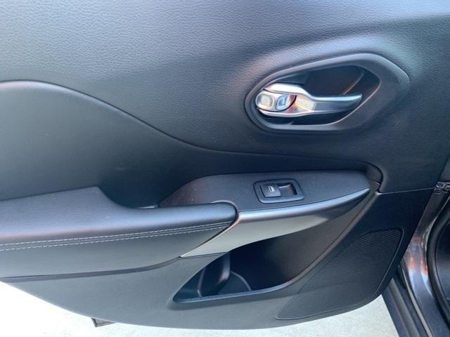 38355-jeep-cherokee-2019-fwd