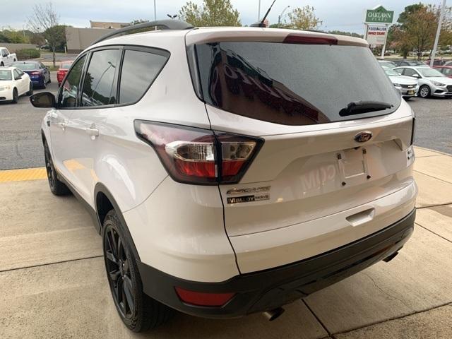 38365-ford-escape-2018-4wd