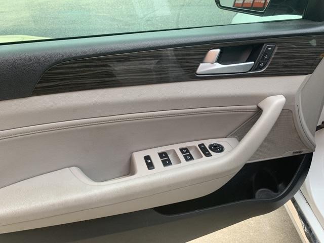 38385-hyundai-sonata-2015-fwd