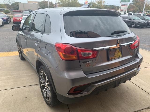 38395-mitsubishi-outlandersport-2018-fwd