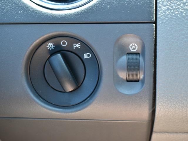 3844-ford-f-150-2008-w12