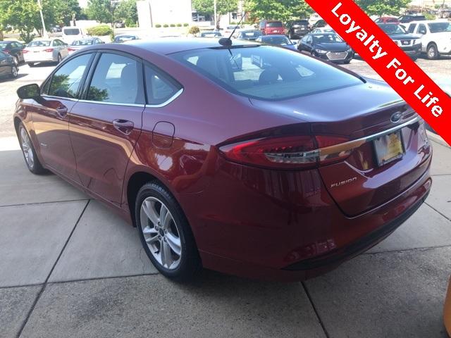 38513-ford-fusionhybrid-2018-fwd