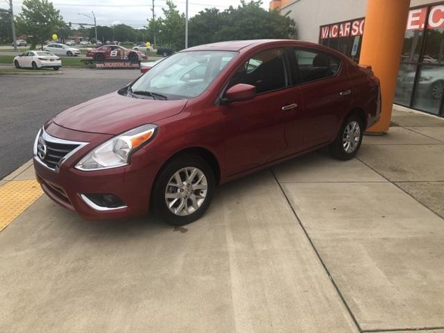 38526-nissan-versa-2018-fwd