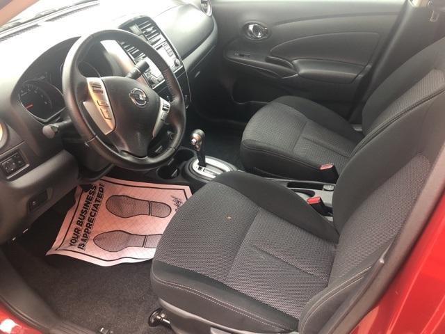 38531-nissan-versa-2018-fwd
