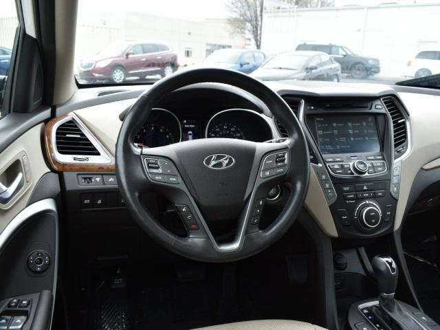 3863-hyundai-santafe-2016-j0462f65
