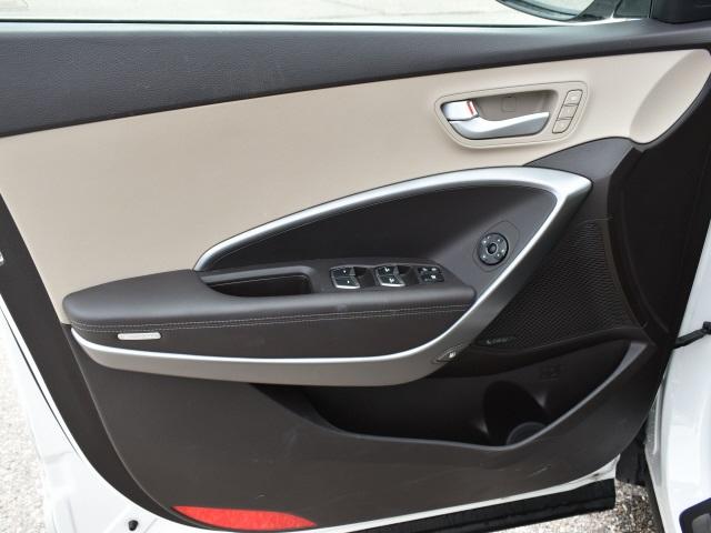 3864-hyundai-santafe-2016-j0462f65