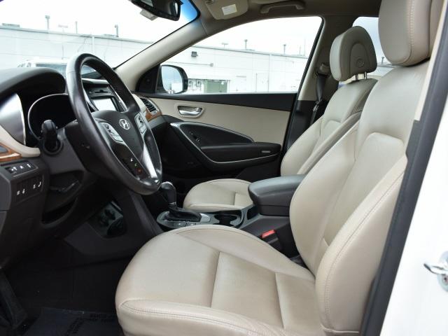 3865-hyundai-santafe-2016-j0462f65