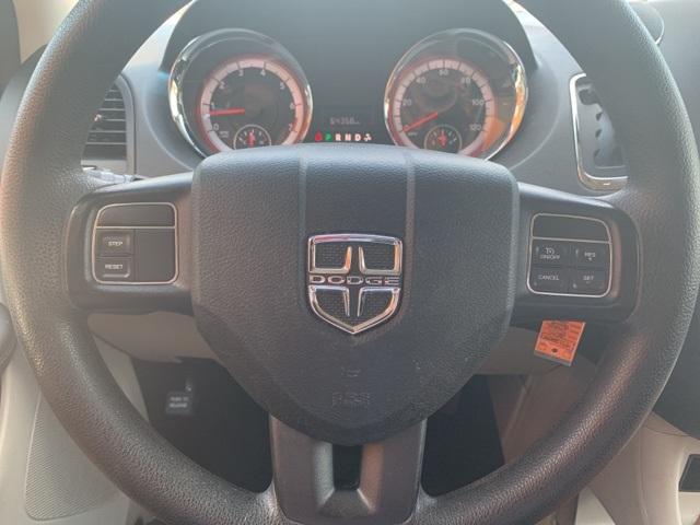 38798-dodge-grandcaravan-2015-fwd