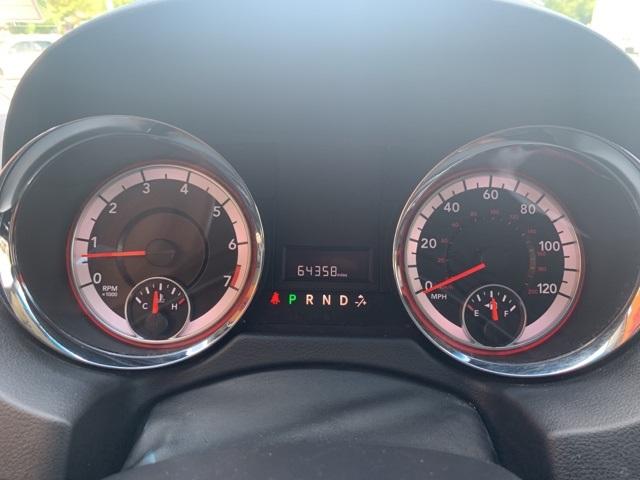 38799-dodge-grandcaravan-2015-fwd