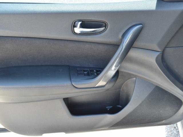 3882-nissan-maxima-2013-16113
