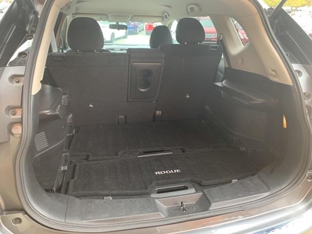 39082-nissan-rogue-2016-fwd