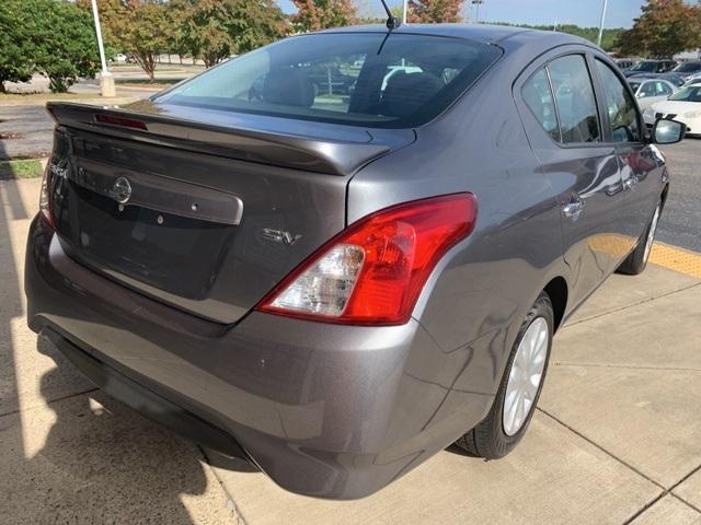 39123-nissan-versa-2018-fwd