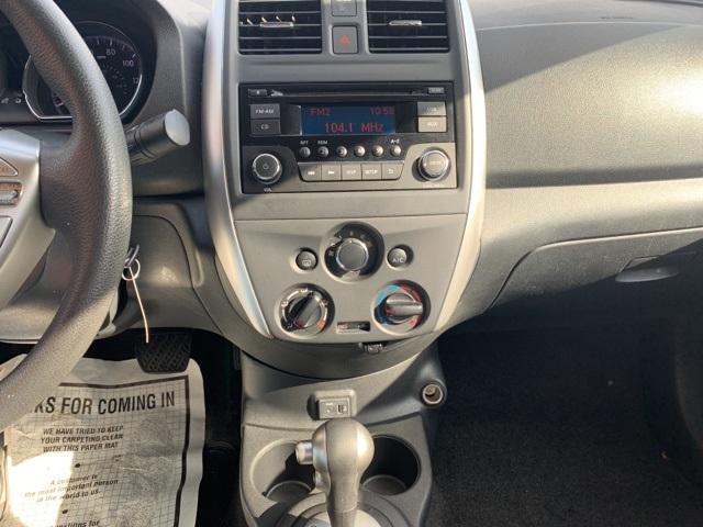39131-nissan-versa-2018-fwd