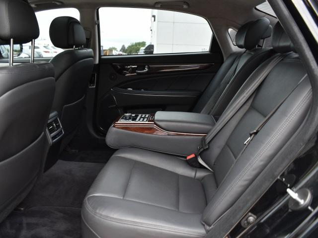 3920-hyundai-equus-2016-e0422r85