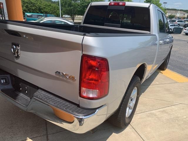 39283-ram-1500classic4wd-2019-4wd