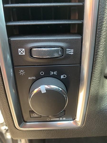 39291-ram-1500classic4wd-2019-4wd
