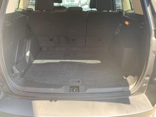 39369-ford-escape-2015-2wd