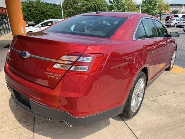 39456-ford-taurus-2018-fwd