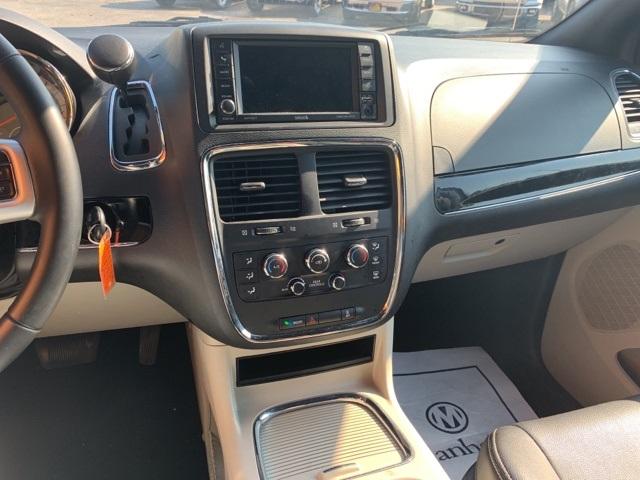 39490-dodge-grandcaravan-2018-fwd