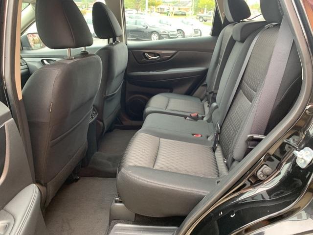 39534-nissan-rogue-2017-fwd