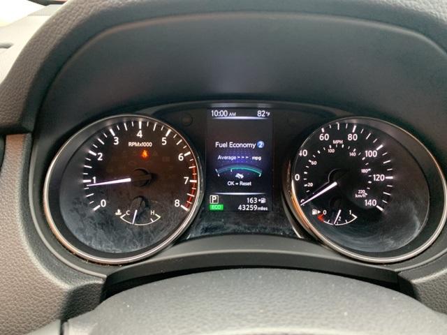 39539-nissan-rogue-2017-fwd