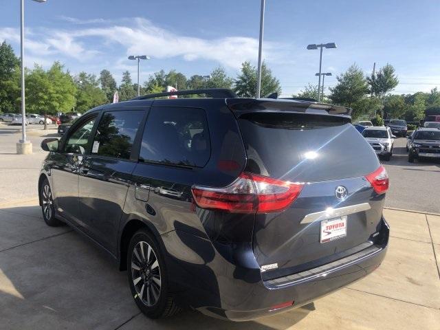 3957-toyota-sienna-2020-5357
