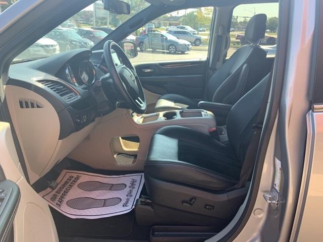 39577-dodge-grandcaravan-2018-fwd