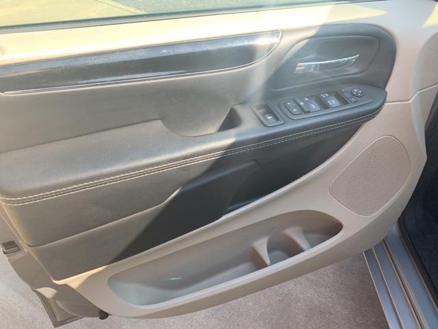 39578-dodge-grandcaravan-2018-fwd
