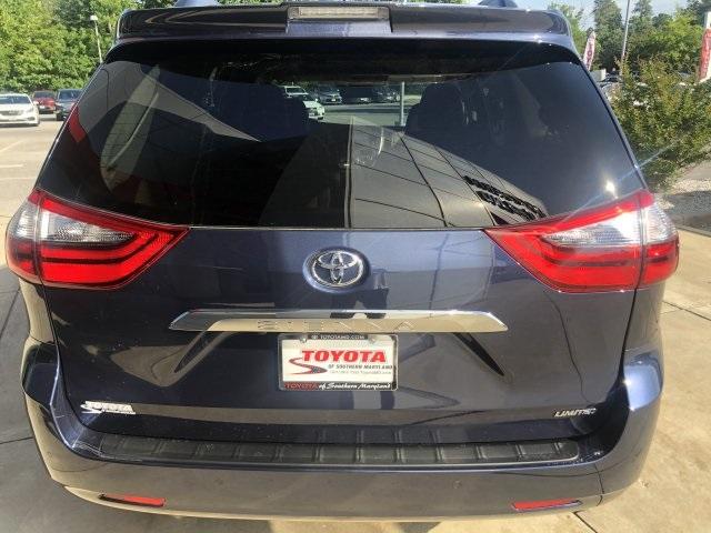 3958-toyota-sienna-2020-5357