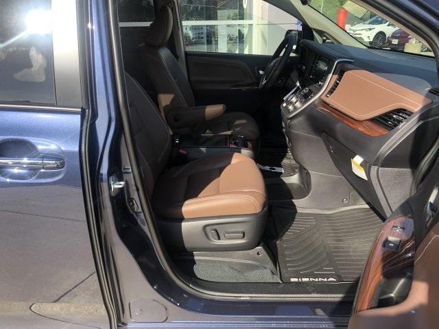 3963-toyota-sienna-2020-5357