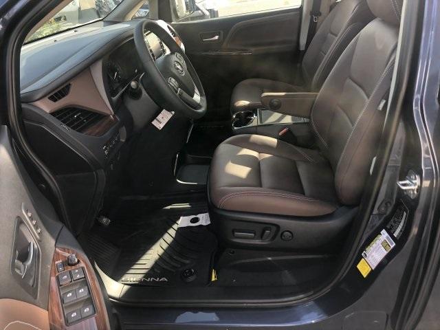 3964-toyota-sienna-2020-5357