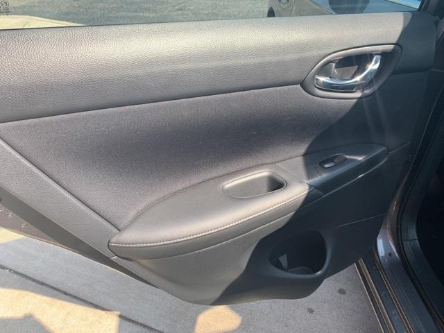 39646-nissan-sentra-2016-fwd