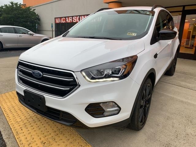 39675-ford-escape-2018-4wd