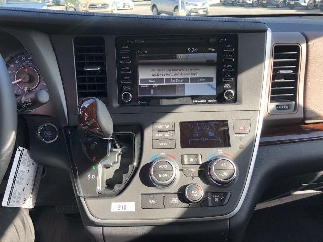 3968-toyota-sienna-2020-5357