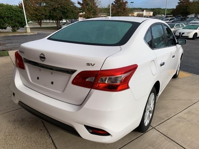 39704-nissan-sentra-2018-fwd