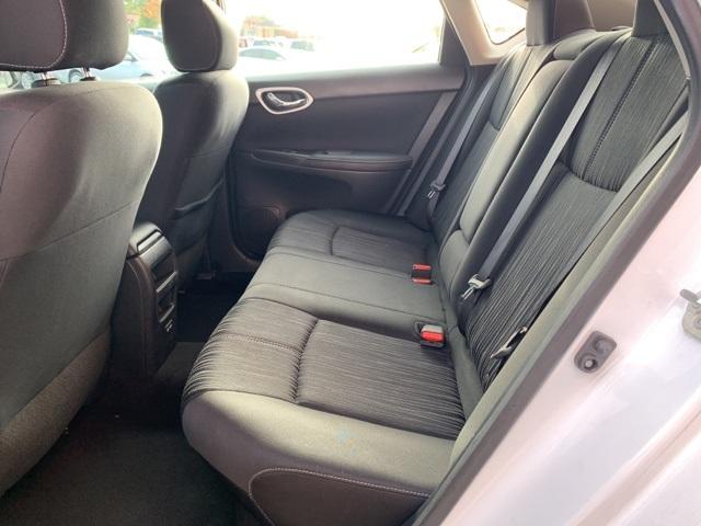 39706-nissan-sentra-2018-fwd
