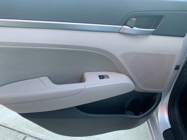 39809-hyundai-elantra-2018-fwd