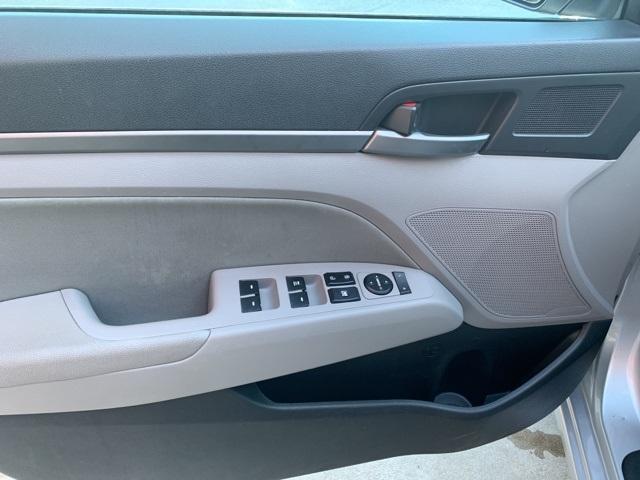 39811-hyundai-elantra-2018-fwd