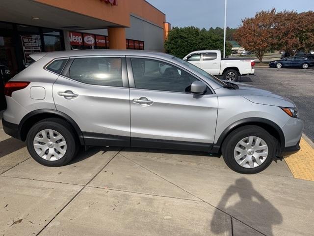 39848-nissan-roguesport-2018-awd