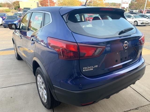 39861-nissan-roguesport-2018-awd