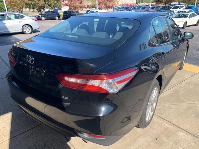 39890-toyota-camry-2018-fwd